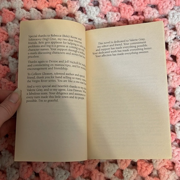 Second Chance Pass paperback book by Robyn Carr - Picture 13 of 14